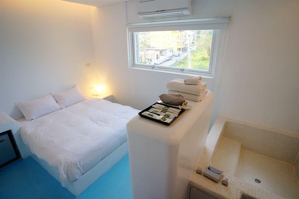 Kenting The House Bed & Breakfast Shanjiao Bagian luar foto