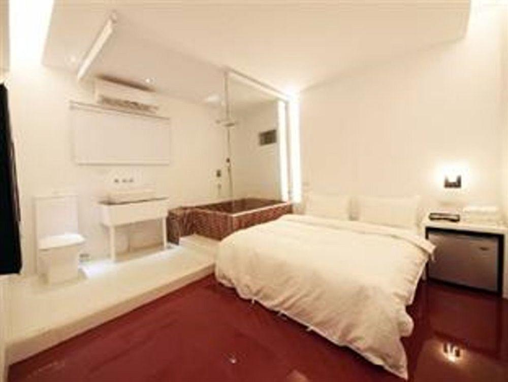 Kenting The House Bed & Breakfast Shanjiao Bagian luar foto