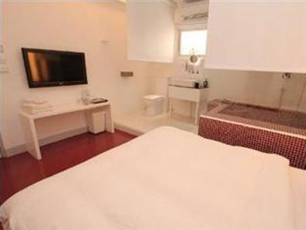 Kenting The House Bed & Breakfast Shanjiao Bagian luar foto